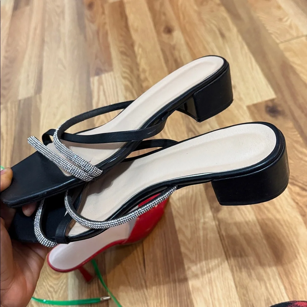 3 pairs of heels for $15 - Picture 11 of 12